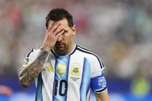 Joe Cole on Messi