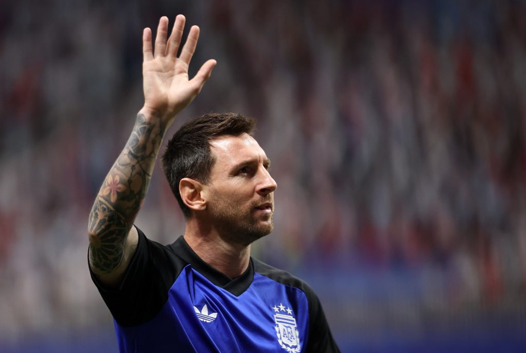 Messi Critics Reply