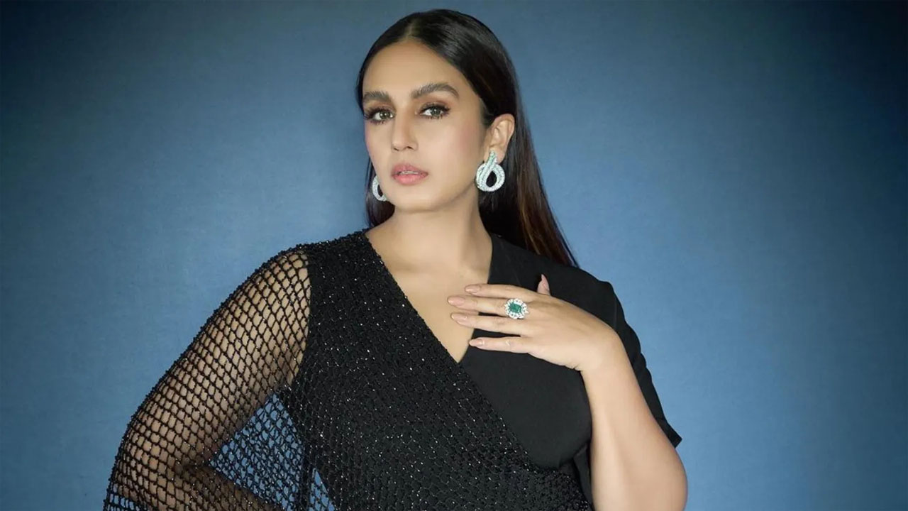 मां के नाम पेड़ लगाकर भावुक हुईं Huma Qureshi, बोलीं- ‘उन्होंने सिखाया असली ताकत का मतलब’
