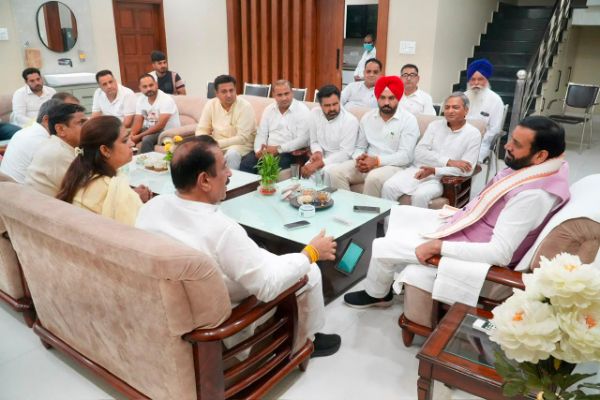 प्रदेश की धरा पर 17 से दौड़ेगी देश की पहली हाइड्रोजन ट्रेन : सीएम