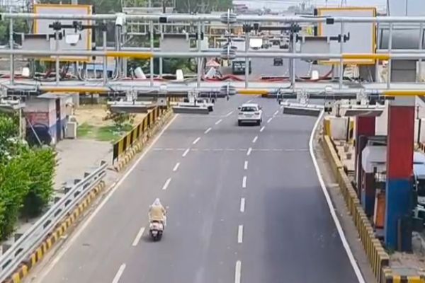 मुफ्त सफर भारी : बसताड़ा टोल पर रोज 4 हजार से ज्यादा ई-नोटिस