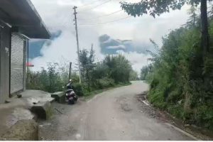सैंज-न्यूली-शैंशर सड़क पर नहीं है बस सेवा, जनता परेशान
