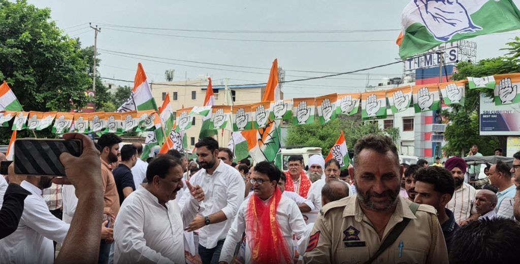 protest Hamari Riyasat, Hamara Haq