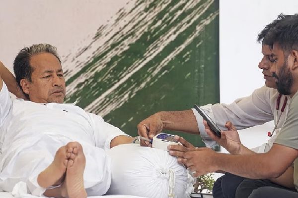 सोनम वांगचुक की तबीयत बिगड़ी, दीपके का सरकार पर निशाना