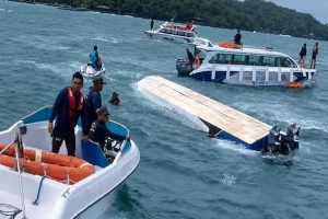 वियतनाम में बड़ा हादसा; भारतीय पर्यटकों से भरी नाव पलटी, 15 लोगों की मौत… कई लापता