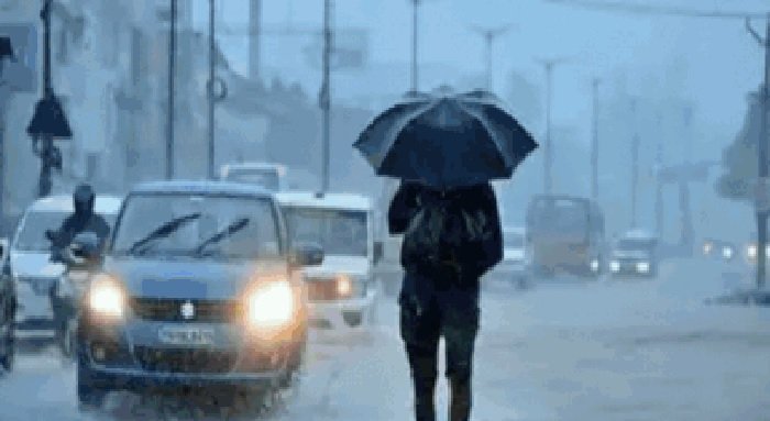 बूंदाबांदी ने बदला मौसम का मिजाज, मिली गर्मी से राहत