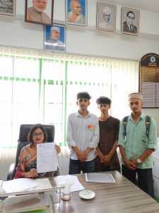 अखिल भारतीय विद्यार्थी परिषद ने प्रधानाचार्य के माध्यम से मुख्यमंत्री को मांगों को लेकर सौंपा ज्ञापन