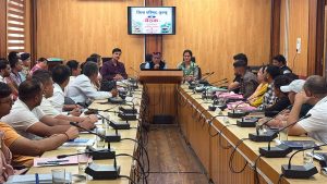 जिला परिषद की बैठक : पानी और सड़क की समस्याओं पर चर्चा