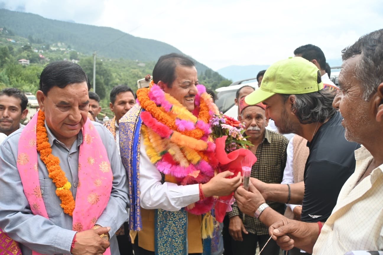 विधायक सुंदर सिंह ठाकुर ने किया सड़क निर्माण का भूमि पूजन, बोले- विकास की आधारशिला हैं सड़कें