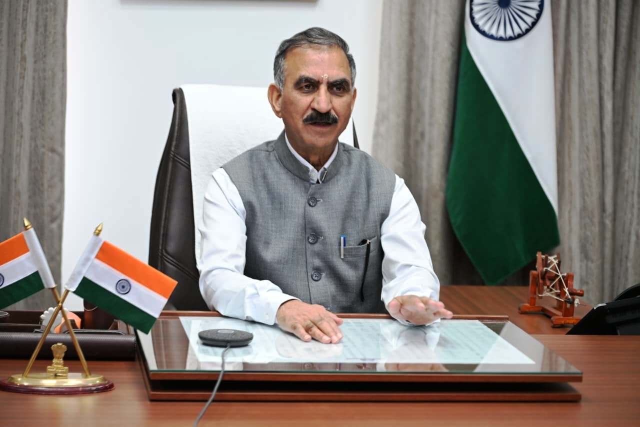 मंडी में 25 नई इलेक्ट्रिक बस सेवाओं का शुभारंभ, हिमाचल में 1000 ई-बसें और 200 हाइड्रोजन बसें खरीदने का लक्ष्य