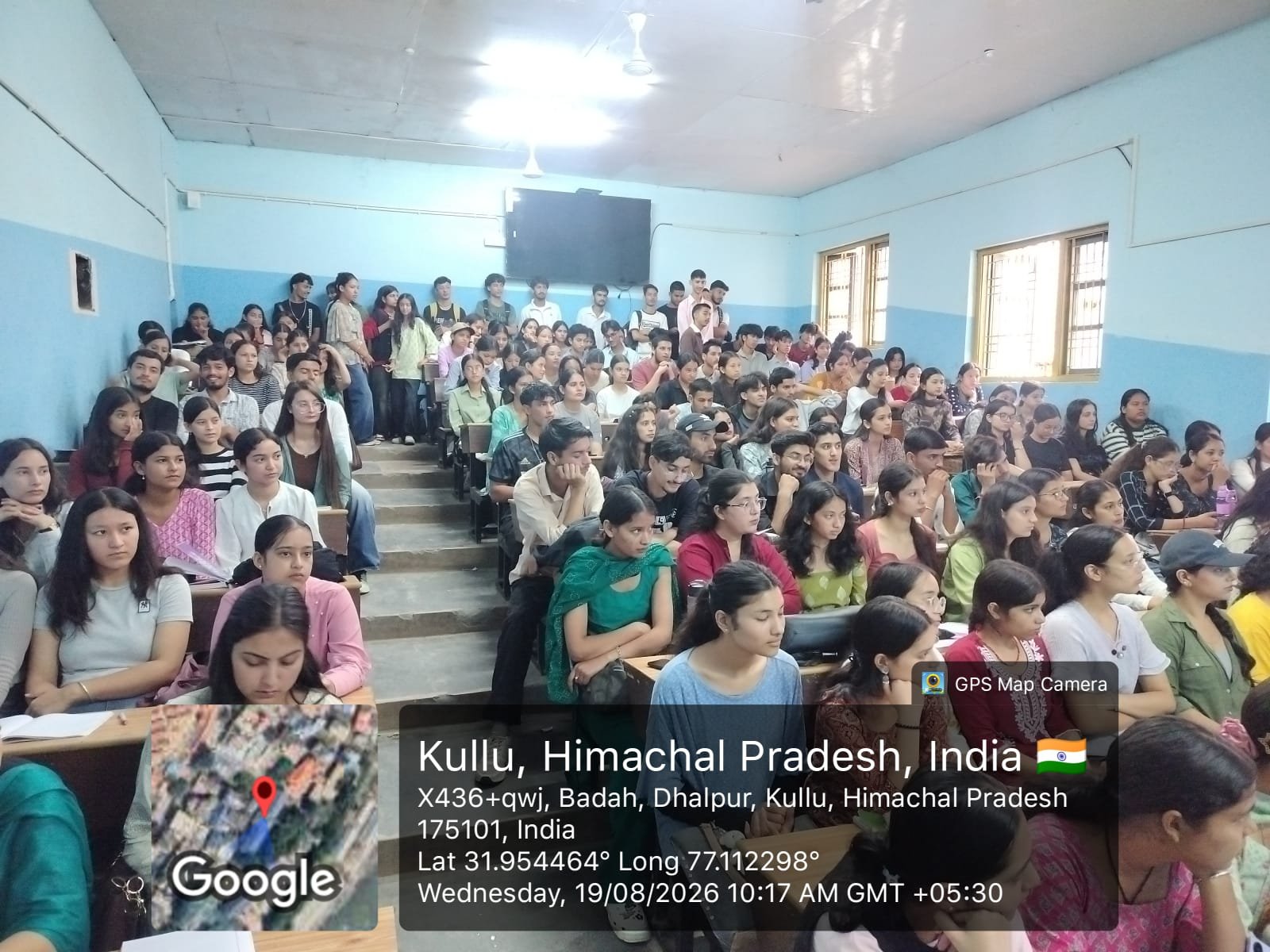 राजकीय महाविद्यालय कुल्लू में छात्रों ने लिया नशे से दूर रहने का संकल्प