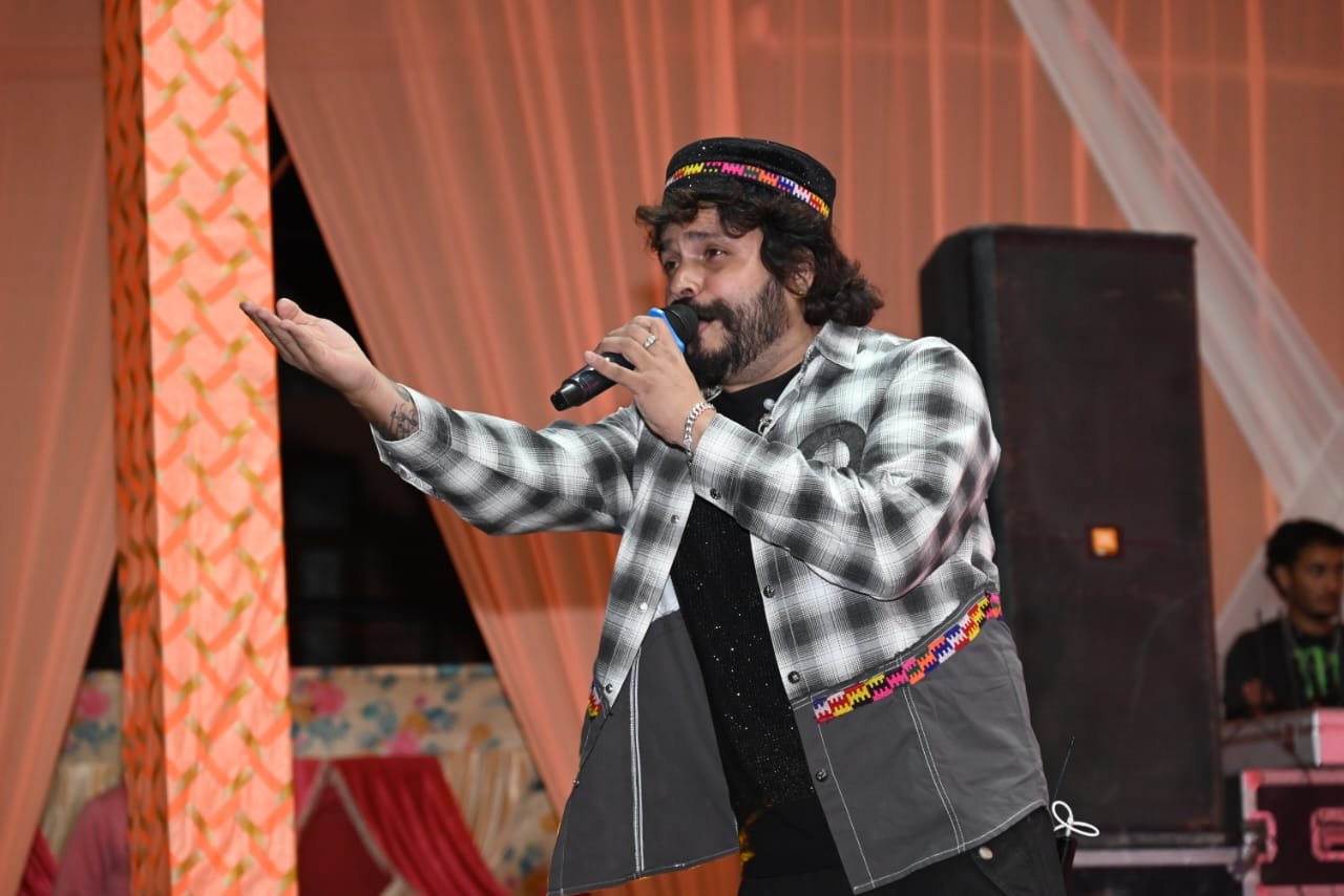 त्रिलोकीनाथ पोरी मेले की दूसरी सांस्कृतिक संध्या में पहुंचीं उपायुक्त किरण भड़ाना, लोक संस्कृति के रंग में सराबोर हुआ माहौल