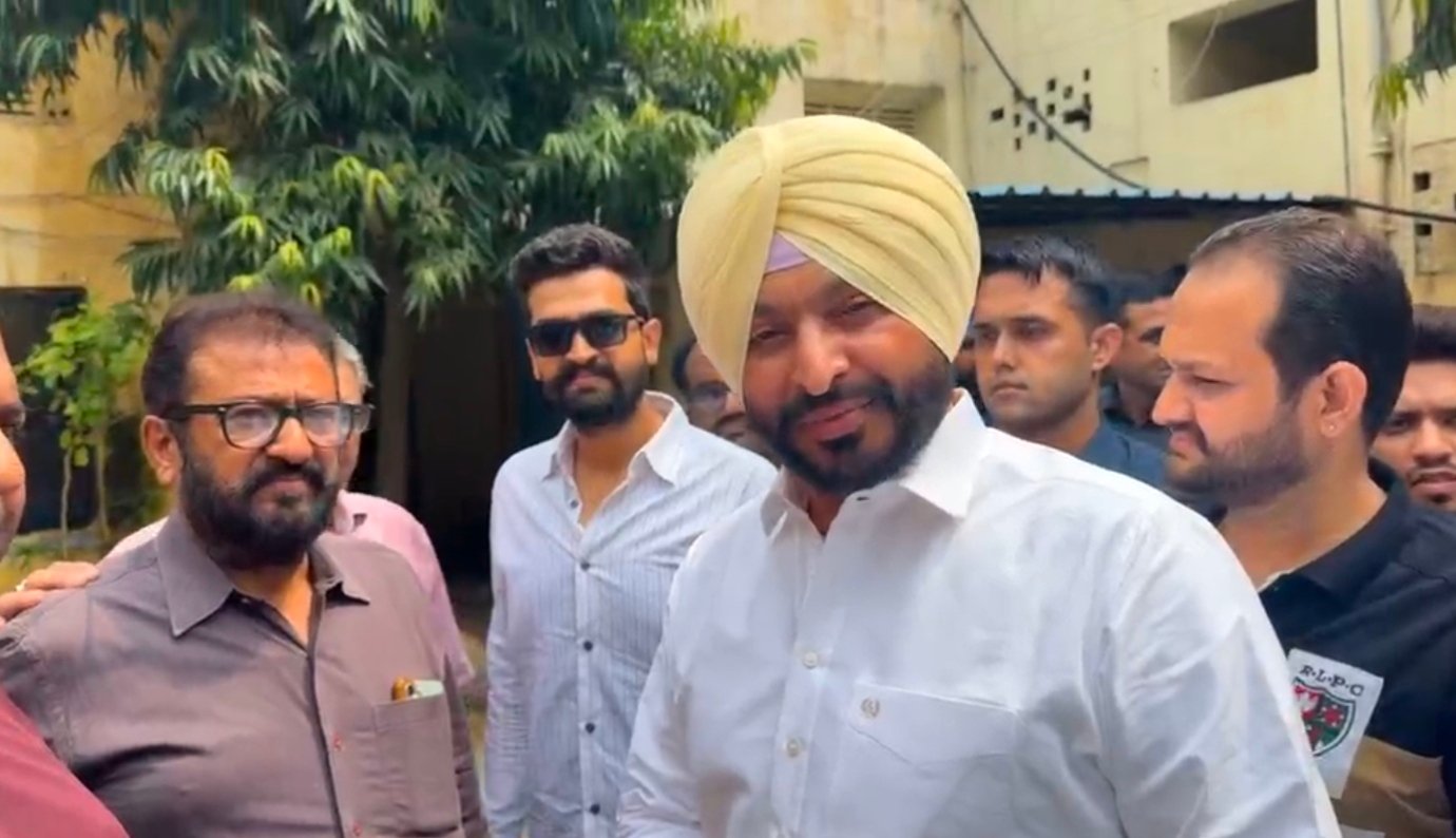 लुधियाना के स्मार्ट स्कूल में खामियां उजागर, केंद्रीय राज्य मंत्री रवनीत सिंह बिट्टू ने किया औचक निरीक्षण