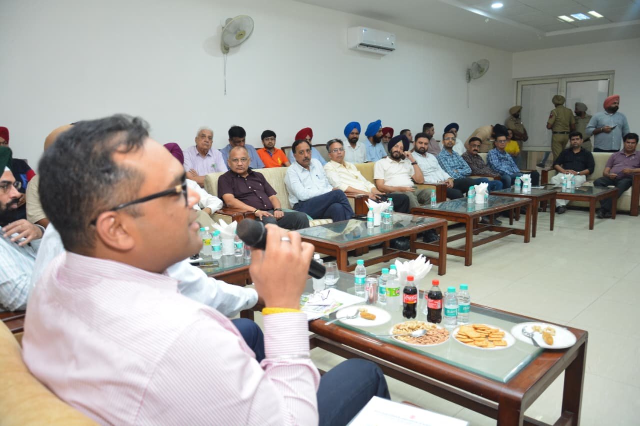 पावरकॉम उद्योगों और किसानों को बिना रुकावट बिजली सप्लाई देने के लिए प्रतिबद्ध: डॉ. बसंत गर्ग