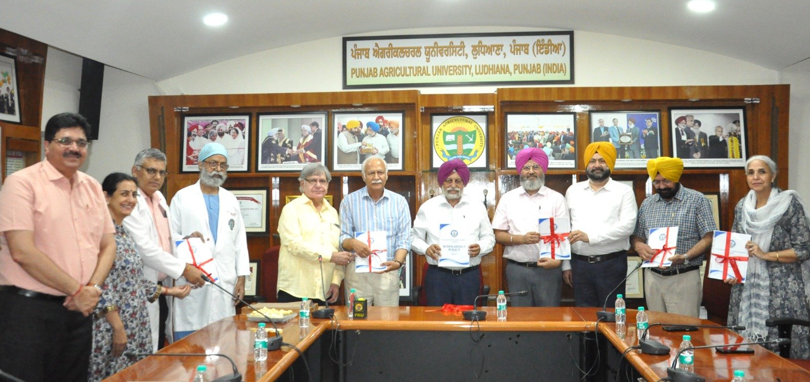 DMC&H ने लॉन्च की स्कॉलरशिप पॉलिसी, मेधावी और जरूरतमंद छात्रों को मिलेगा लाभ