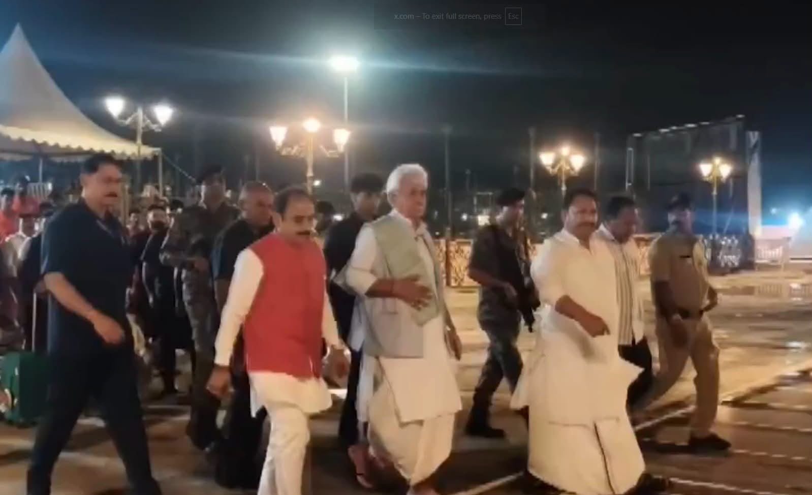 सावन के दूसरे सोमवार महाकाल मंदिर पहुंचे LG मनोज सिन्हा, भस्म आरती में हुए शामिल