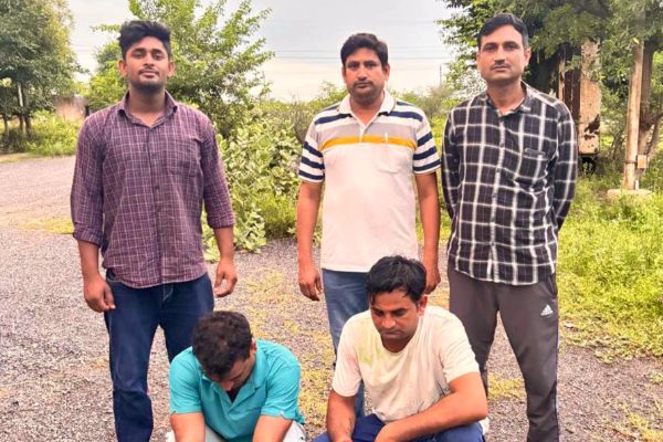 अवैध हथियारों के खिलाफ महेंद्रगढ़ पुलिस की कार्रवाई