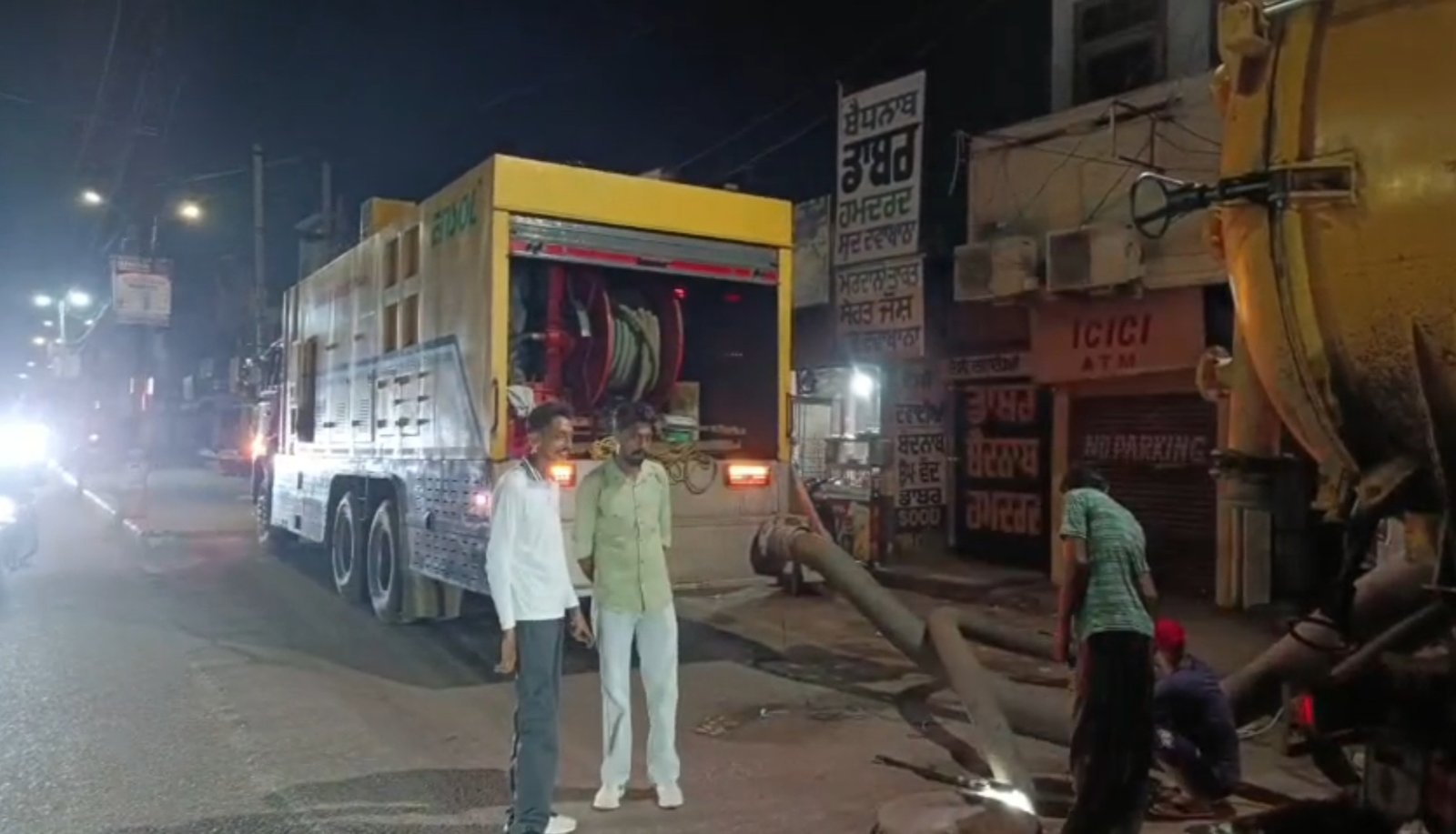 बरसात के दौरान सीवरेज सिस्टम दुरुस्त करने में जुटा नगर निगम, लगाई गई 2 सुपर सक्शन मशीनें