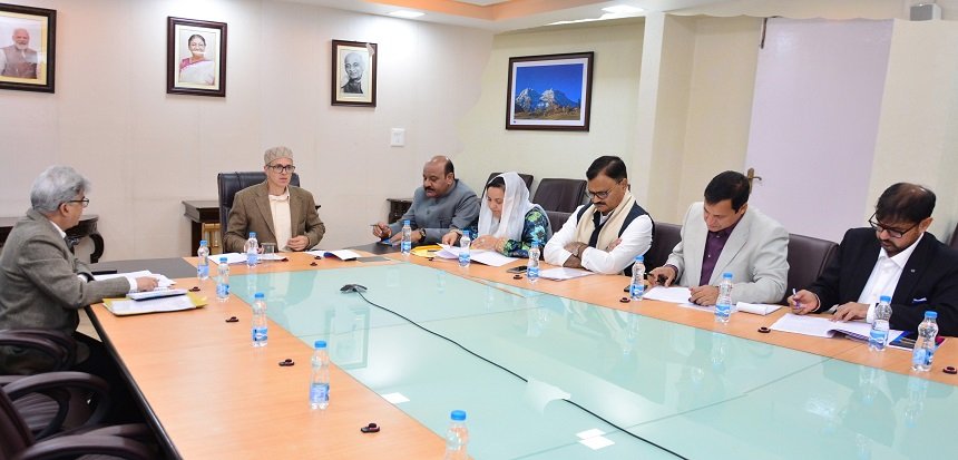 जम्मू-कश्मीर में ईज़ ऑफ डूइंग बिज़नेस अध्यादेश पर ब्रेक, कैबिनेट ने मांगा और स्पष्टीकरण