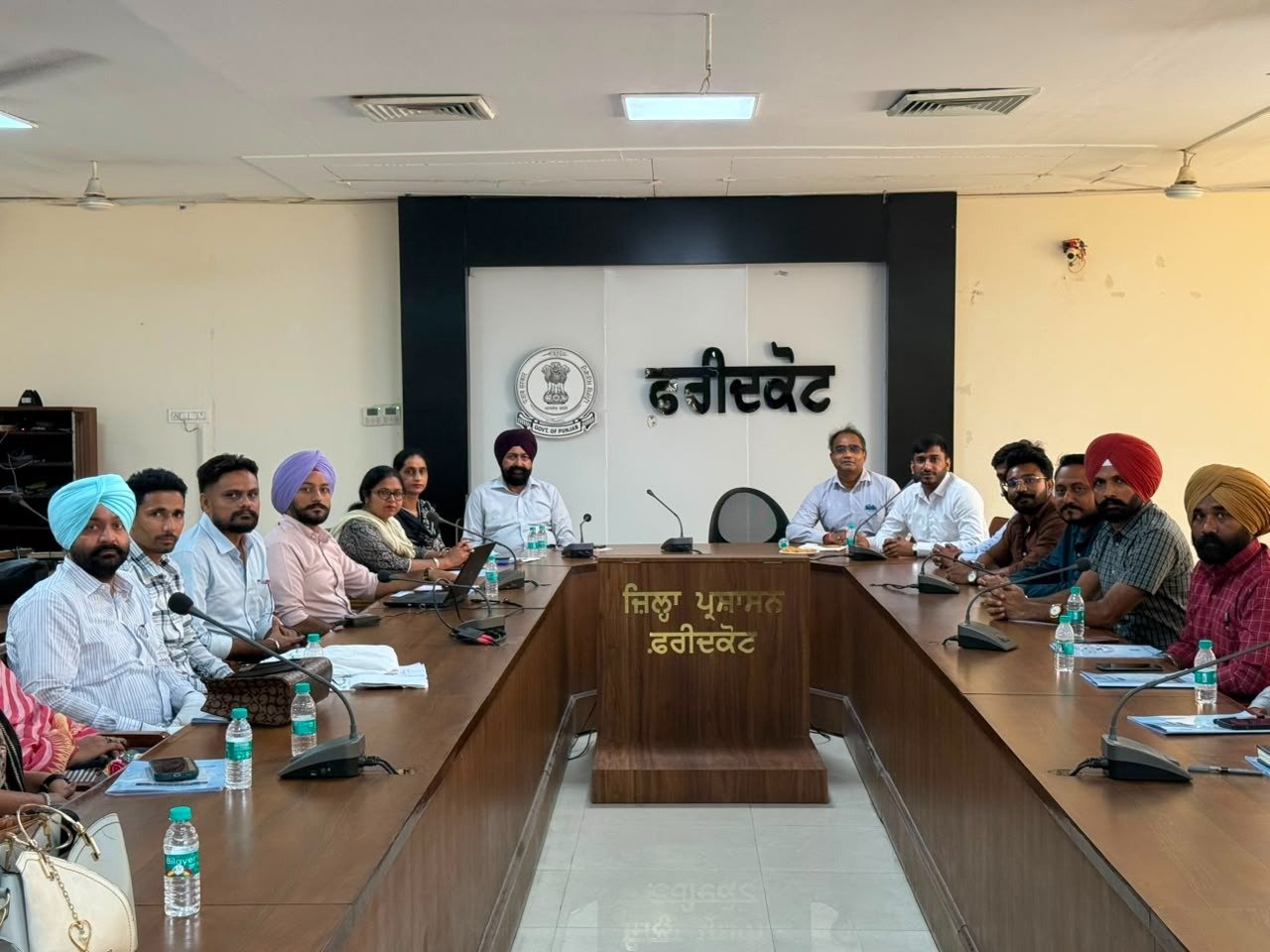 CENSUS-2027 के तहत दी गई डिस्ट्रिक्ट सेंसस हैंडबुक (DCHB) पर ट्रेनिंग