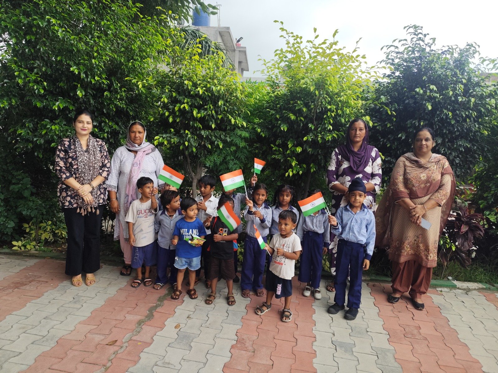 अमृतसर के आंगनवाड़ी केंद्रों में स्वतंत्रता दिवस की धूम, बच्चों ने दिया देशभक्ति का संदेश