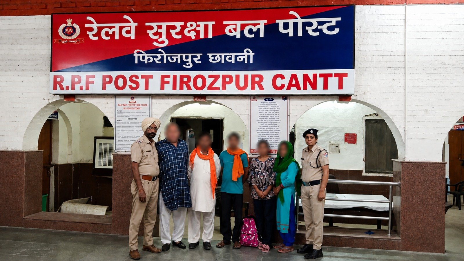 ‘ऑपरेशन नन्हे फरिश्ते’ के तहत 65 बिछड़े बच्चों को परिवार से मिलाया गया