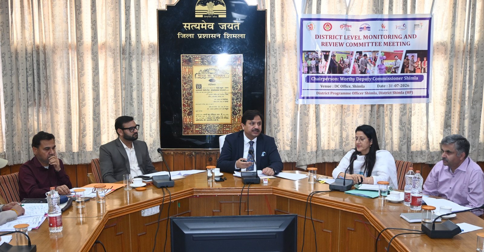 प्रवासी मजदूर नजदीकी थाने में करवाएं अपने दस्तावेजों की जाँच- जिला दण्डाधिकारी