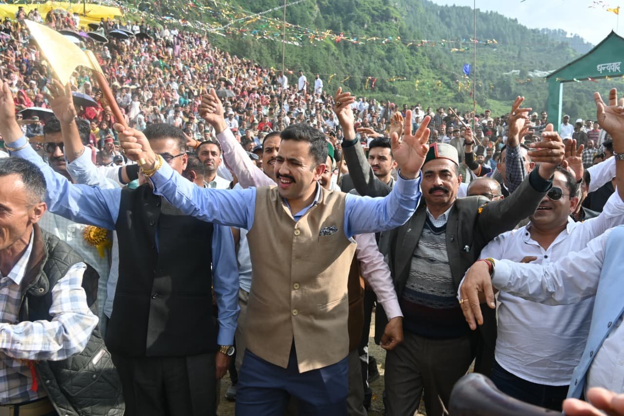 रिहाली मेले से सजी लोक संस्कृति, विक्रमादित्य बोले—परंपराएं संजोना जरूरी