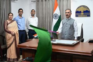 मुख्यमंत्री ने वर्चुअली मंडी के लिए 25 नई इलेक्ट्रिक बस सेवाओं का किया शुभारंभ