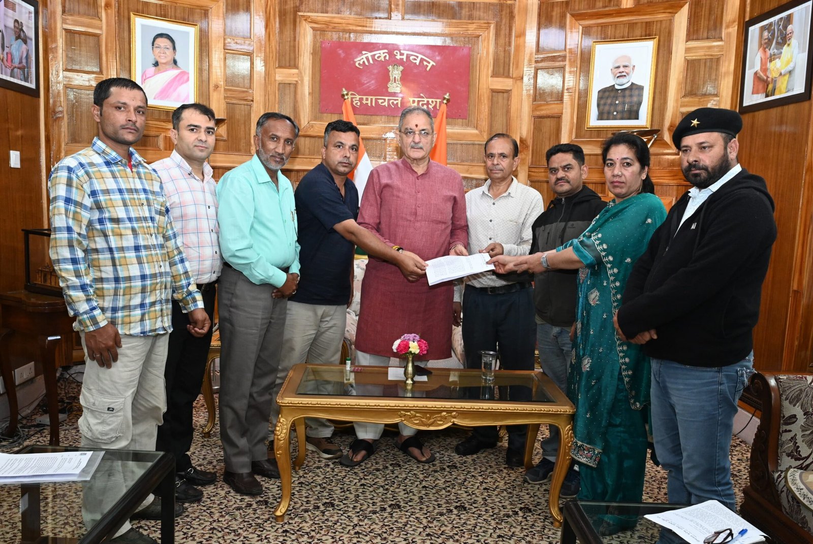 राज्यपाल कविंद्र गुप्ता से मिला दलित शोषण मुक्ति मंच, डीजीपी को पद से हटाने की मांग
