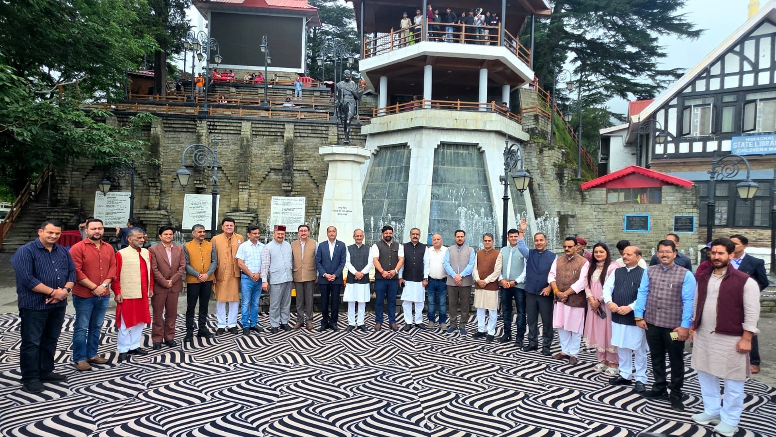 वंदे मातरम् का अपमान देश स्वीकार नहीं करेगा, कांग्रेस यह तय नहीं कर सकती कि राष्ट्रगीत खंडित होकर गाया जाए : जयराम ठाकुर