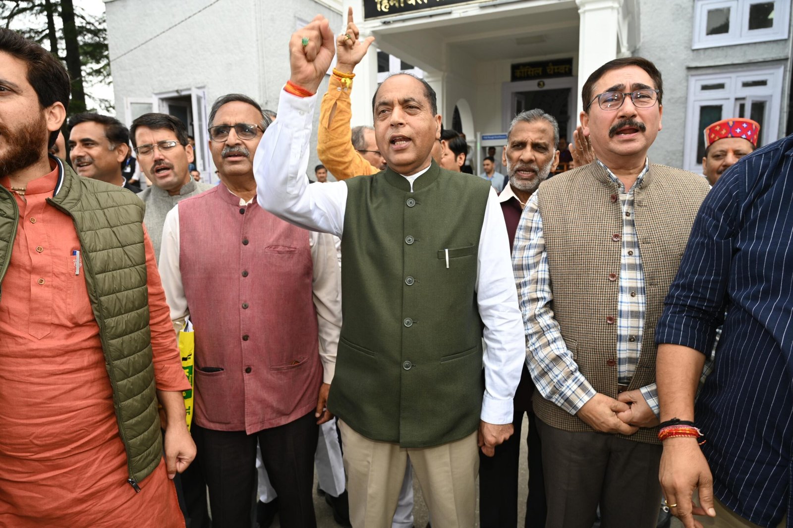 राष्ट्रीय गान विवाद पर जयराम ठाकुर का पलटवार, बोले- वीडियो से साफ है सदन में नहीं हुआ अपमान