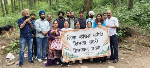 खलीनी के मधुबन में शिमला शहरी कांग्रेस ने किया पौधरोपण, नेपाल जलप्रलय पीड़ितों को दी श्रद्धांजलि