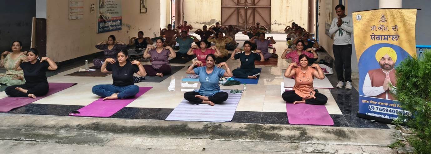 लांबी में रोजाना 58 योग कक्षाएं, जिले में 17,752 सदस्य पंजीकृत