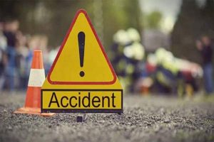 Jalandhar Accident: फगवाड़ा शुगर मिल के पास भीषण सड़क हादसा, कैंटर से टकराई 2 कारें, 5 घायल