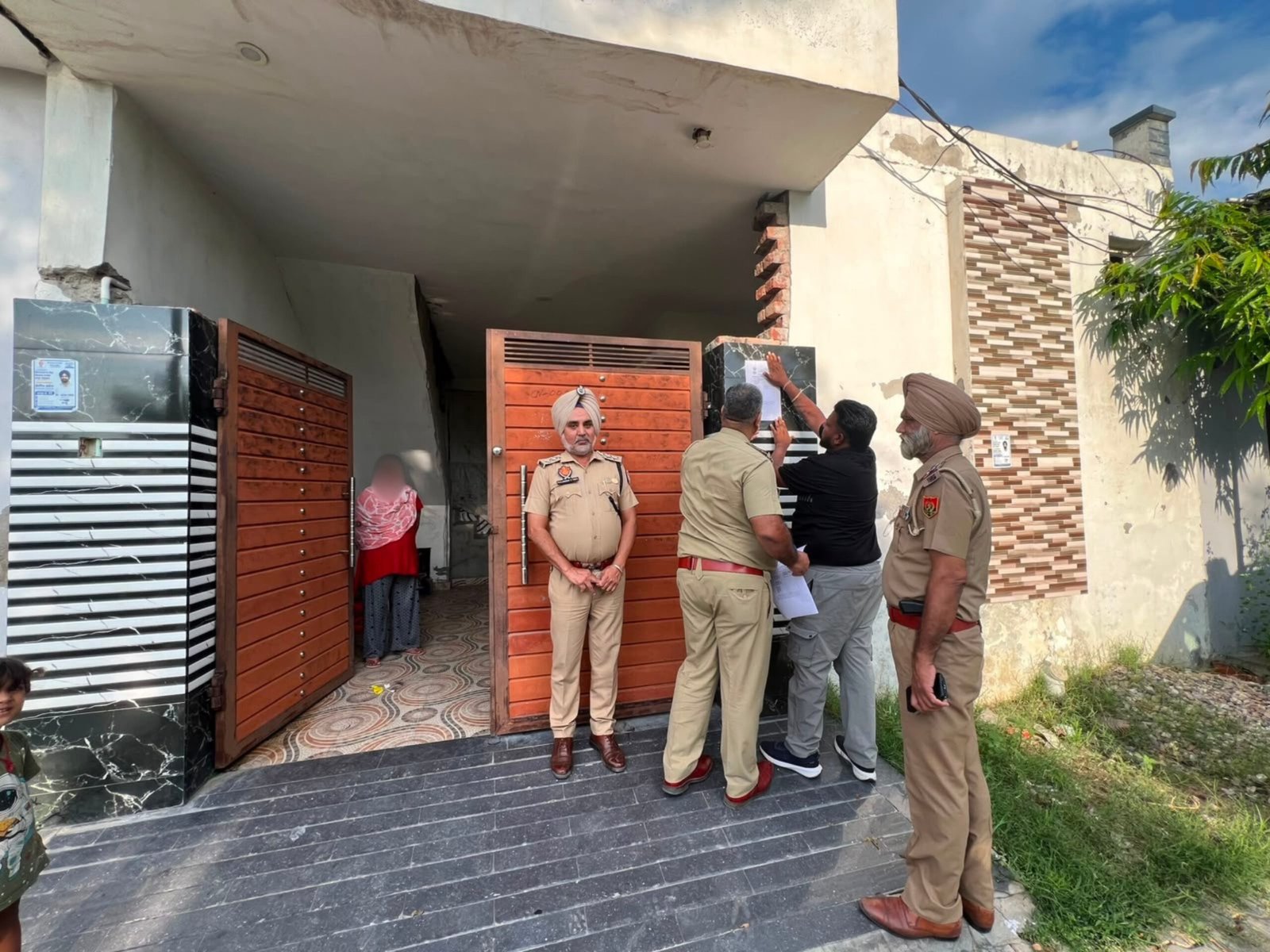 पुलिस कमिश्नरेट जालंधर की ड्रग तस्करों के खिलाफ बड़ी कार्रवाई, लाखों की गैर-कानूनी संपत्ति की फ्रीज