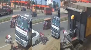 बाइक सवार युवक को ट्रक ने मारी टक्कर, बाल-बाल बची जान; सड़क हादसे का खौफनाक वीडियो वायरल