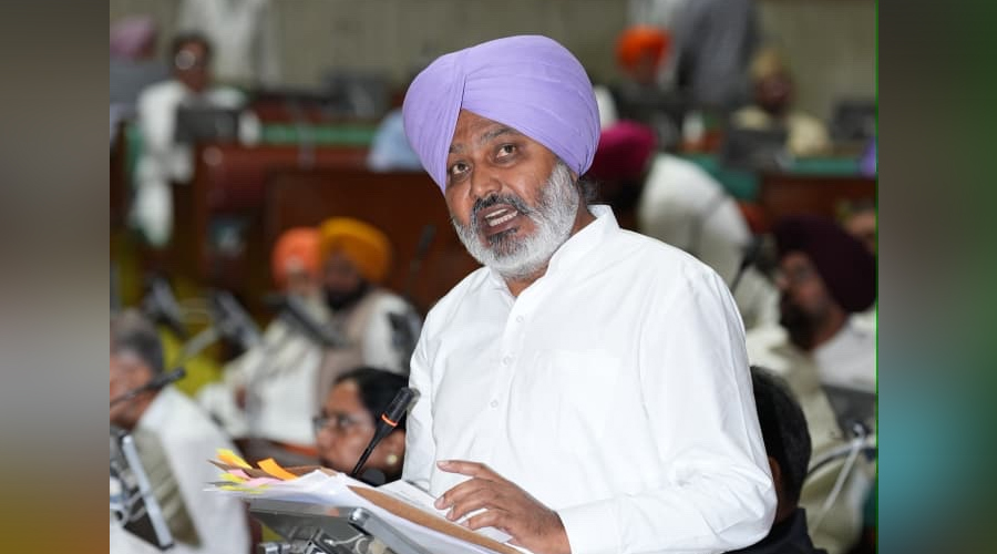भाजपा सरकार के खिलाफ पंजाब विधानसभा का प्रस्ताव, वित्त मंत्री हरपाल चीमा ने उठाए छात्रों के मुद्दे