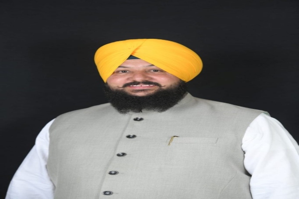 आज फिर से महिलाओं के खाते में आएंगी मावां-धीयां सत्कार योजना की राशिः चेयरमैन रणजीत सिंह चीमा
