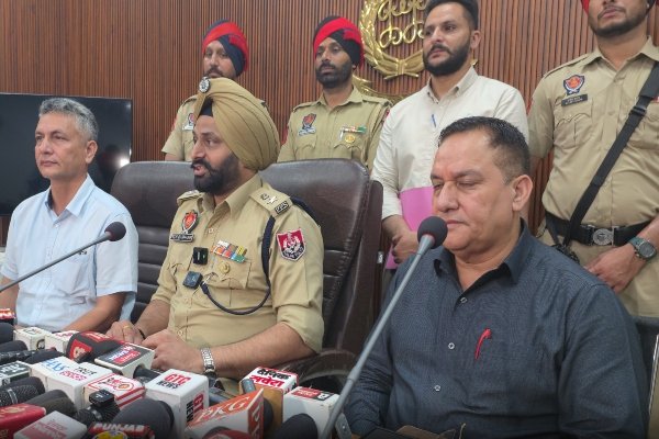 Amritsar: पुलिस पोस्ट चमियारी हमले में नाबालिग समेत चार आरोपी गिरफ्तार, ISI कनेक्शन की जांच