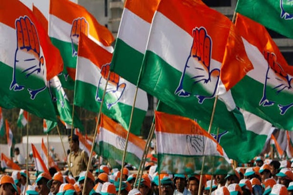 हल्द्वानी की घटना को लेकर ढालपुर में कांग्रेस कार्यकर्ताओं का प्रदर्शन, कहा- कांग्रेस के नेता का भाजपा ने किया अपमान