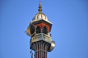 मस्जिदों से 4,000 लाउडस्पीकर हटाने के आरोपों पर कलकत्ता HC सख्त, बंगाल सरकार से मांगा जवाब