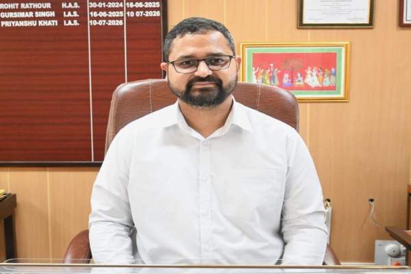 नेपाल बाढ़ के बाद मंडी प्रशासन अलर्ट, फंसे और लापता लोगों के लिए हेल्पडेस्क स्थापित