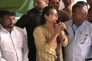 रांची में AISA के विधानसभा मार्च के दौरान हंगामा, नेहा बोरा पर फेंकी गई स्याही