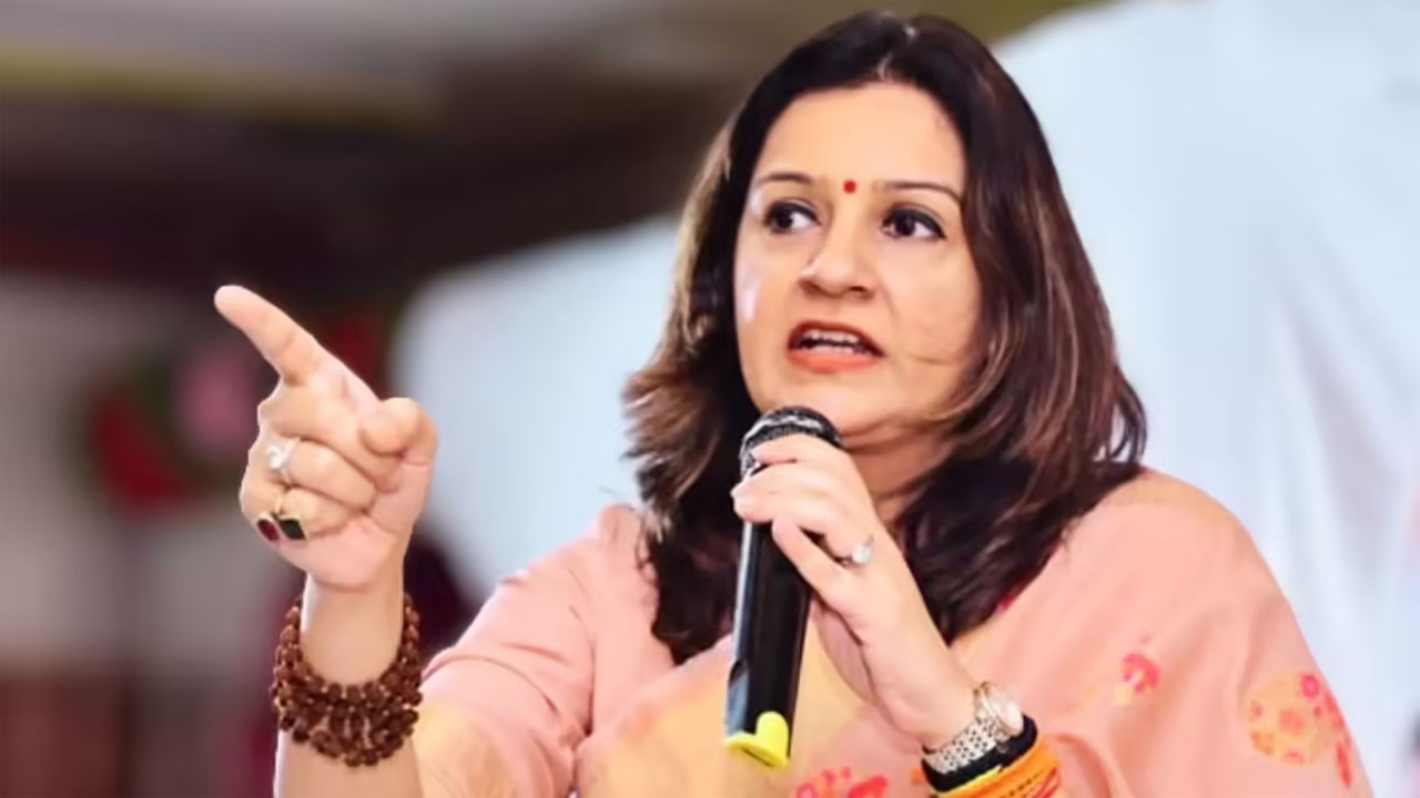 युवाओं के गुस्से और विरोध के कारण उपचुनावों में भाजपा को मिली हारः प्रियंका चतुर्वेदी