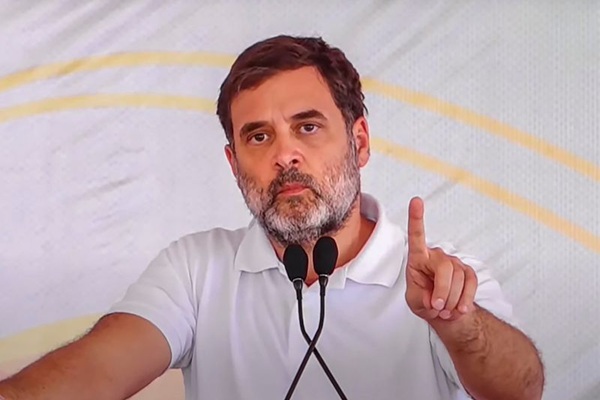 राहुल गांधी का आरोप: प्रयागराज में ‘छात्रों की गूंज’ कार्यक्रम रोकने की हो रही कोशिश, बोले- छात्रों की आवाज उठाता रहूंगा