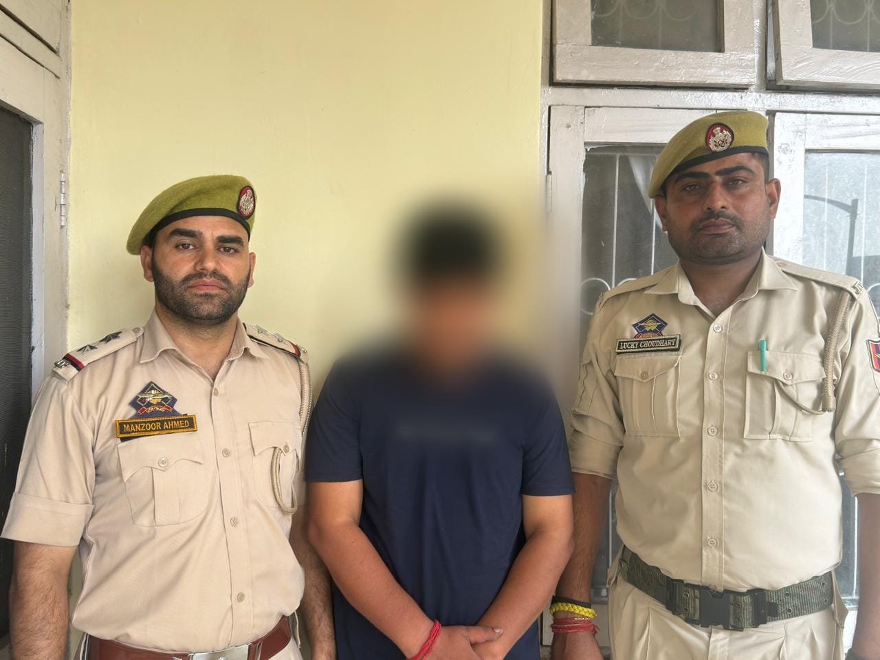 जम्मू पुलिस ने मीरान साहिब में पकड़ा ड्रग तस्कर, हेरोइन जैसा पदार्थ बरामद