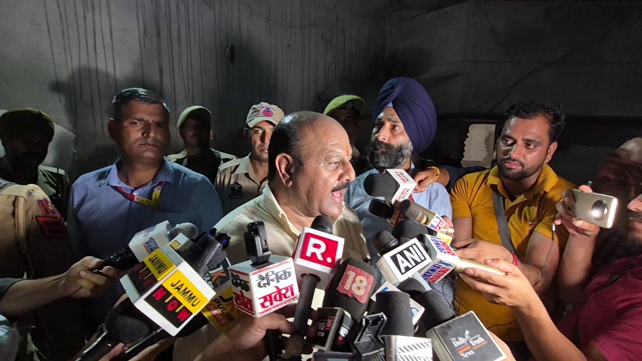 BJP के वोटों से नहीं, जनता के जनादेश से बनी सरकार: डिप्टी CM