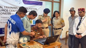 दृष्टिबाधित युवाओं को डिजिटल तकनीक का प्रशिक्षण