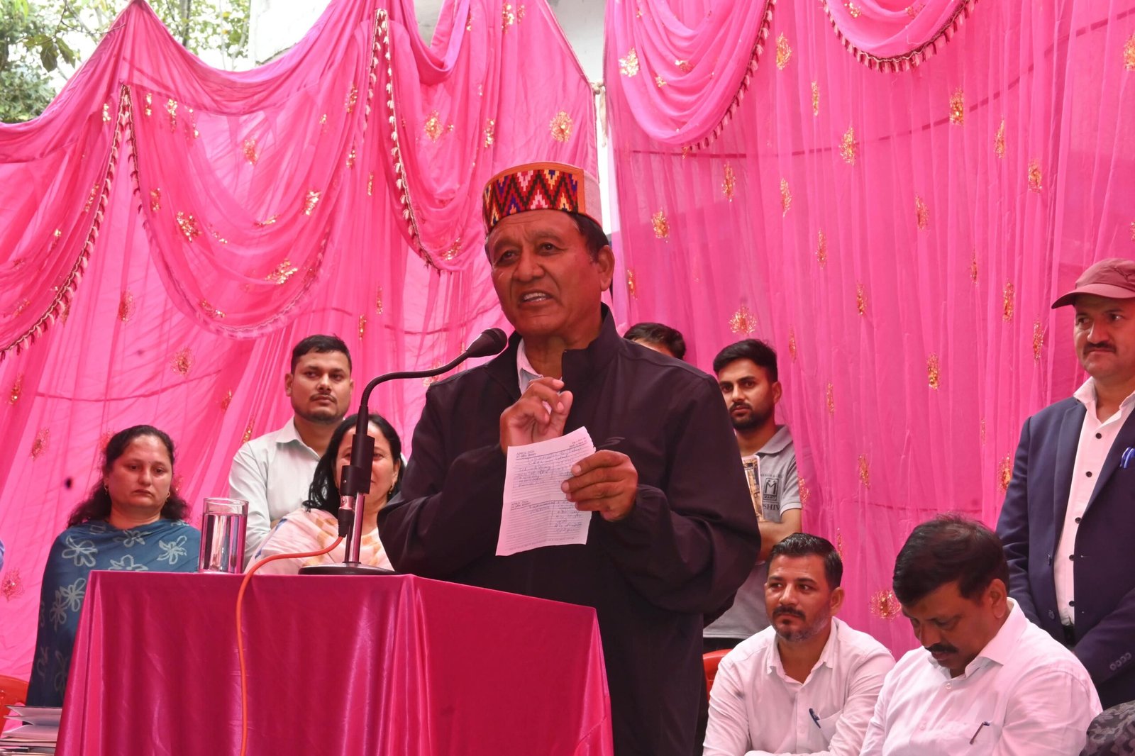 बरोट में 19,280 पर्सिमोन पौधों का निरीक्षण, दो माह में ड्रिप सिंचाई पूरी करने के निर्देश
